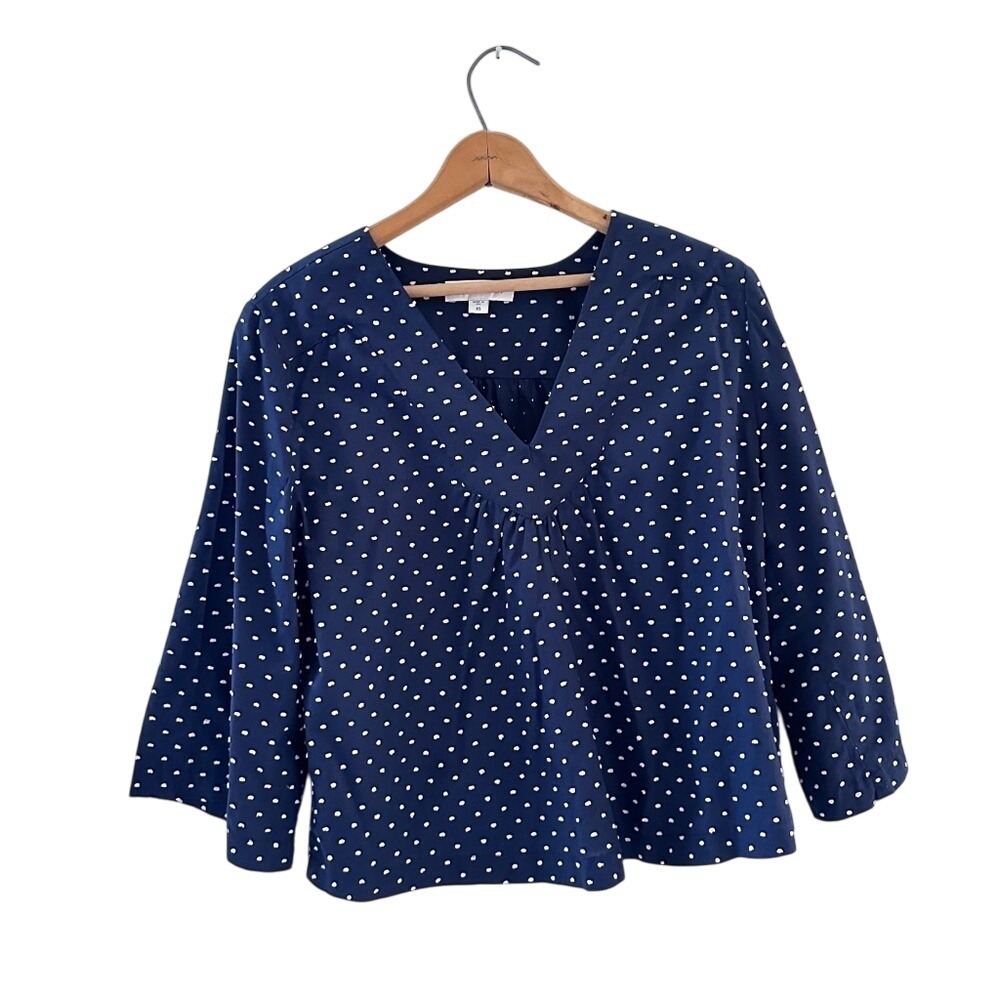 Amour Vert Textured Polka dot 3/4 Wide Sleeve Blouse V neck - Size x‎ Small